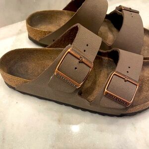 Birkenstock Arizona sandals Size 37